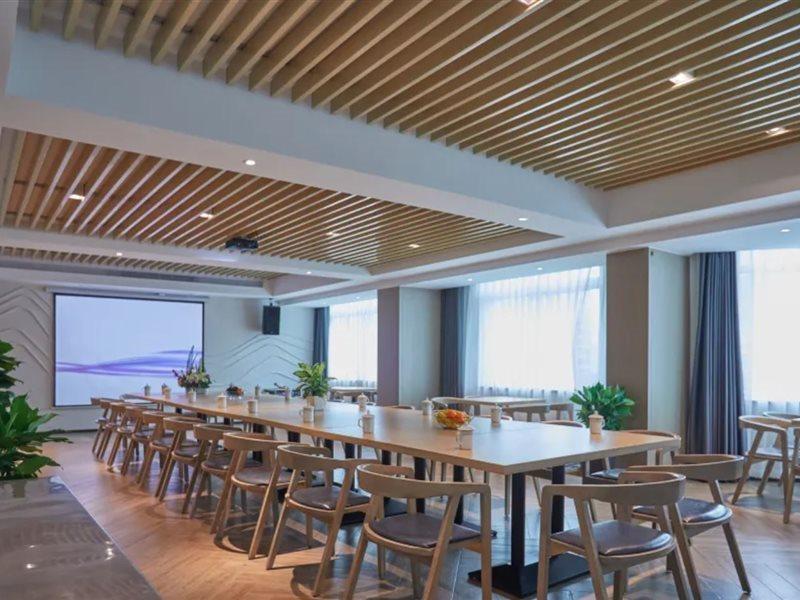 Yiwu Boman Boutique Hotel ภายนอก รูปภาพ