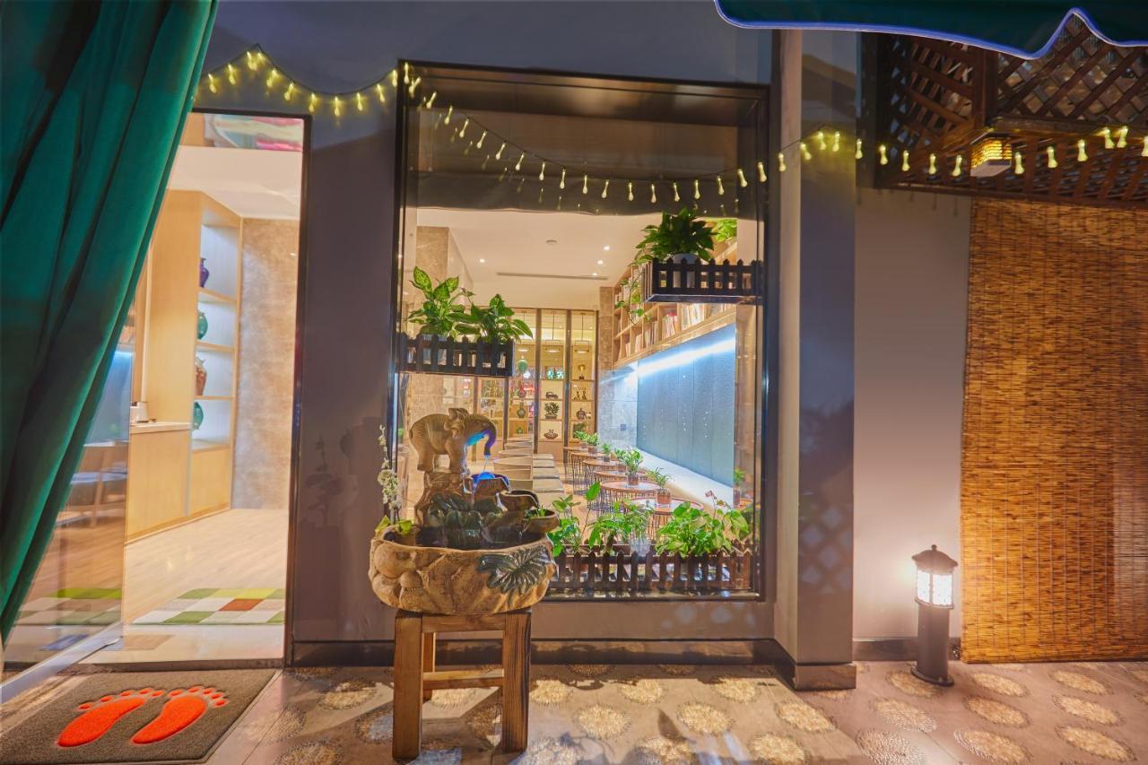 Yiwu Boman Boutique Hotel ภายนอก รูปภาพ